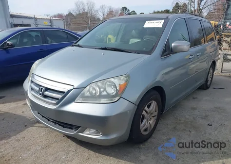 2006 Honda Odyssey Touring z USA, uszkodzony, nr VIN 5FNRL38896B009011